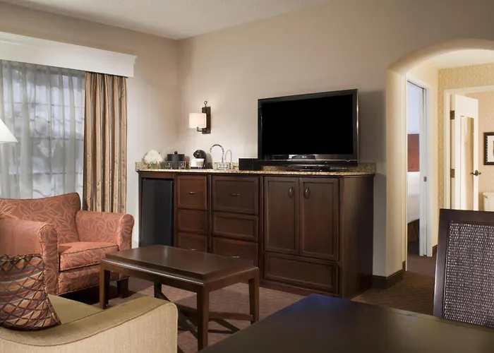 Hotel Embassy By Hilton Flagstaff