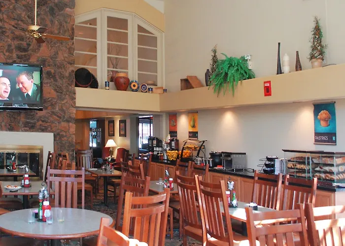 Hotel Embassy By Hilton Flagstaff
