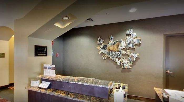 Hotel Embassy By Hilton Flagstaff